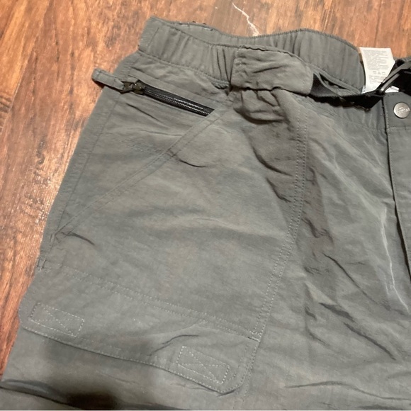 The North Face Short/Court Convertible Utility Pants  plenty of pockets XXL GuC - Picture 2 of 16